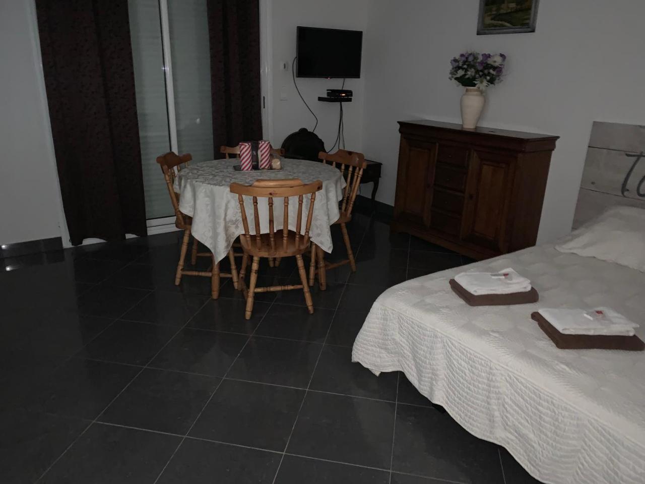 Appart'Hotel Les Rochers Auriol Eksteriør billede